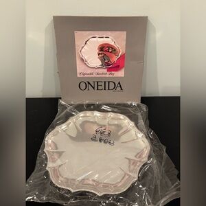 Oneida Silverplate Chippendale Sandwich Tray